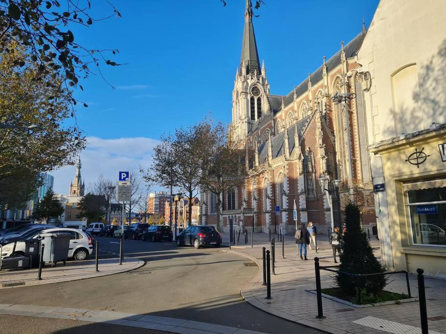 Bel Appartement 3 Suites Privatives Hyper Centre Tourcoing Bagian luar foto